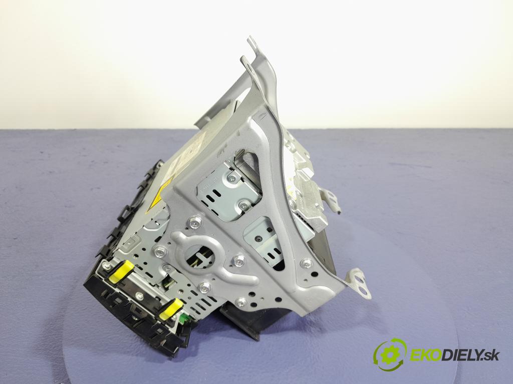 Toyota Prius 2007 Radio I Navigácia: 86120-47220