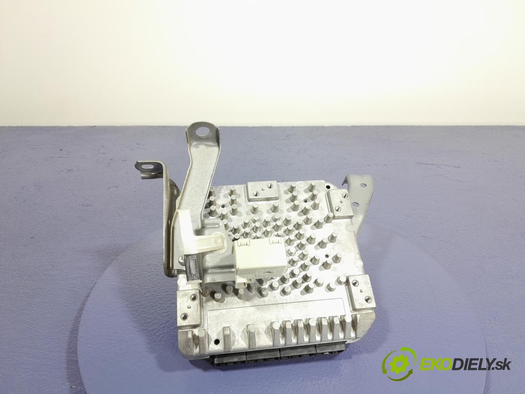 Toyota Prius 2007 riadiaca jednotka Motor: 89540-47100