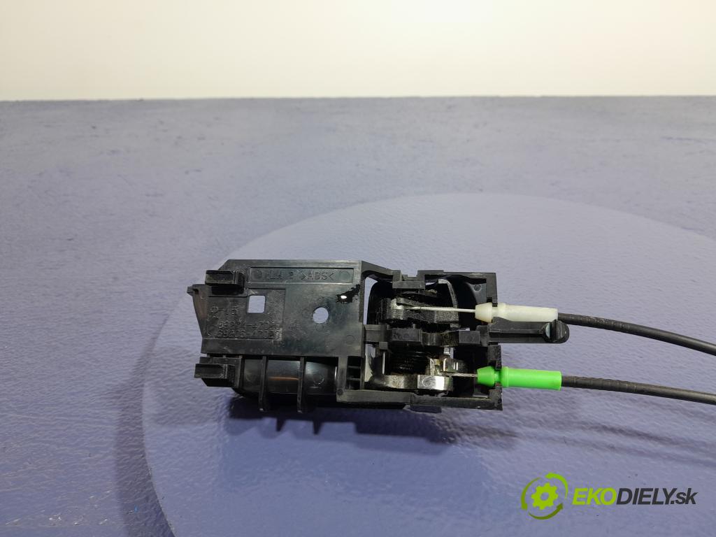 Toyota Prius 2007 zámek dveře před Levý: 01