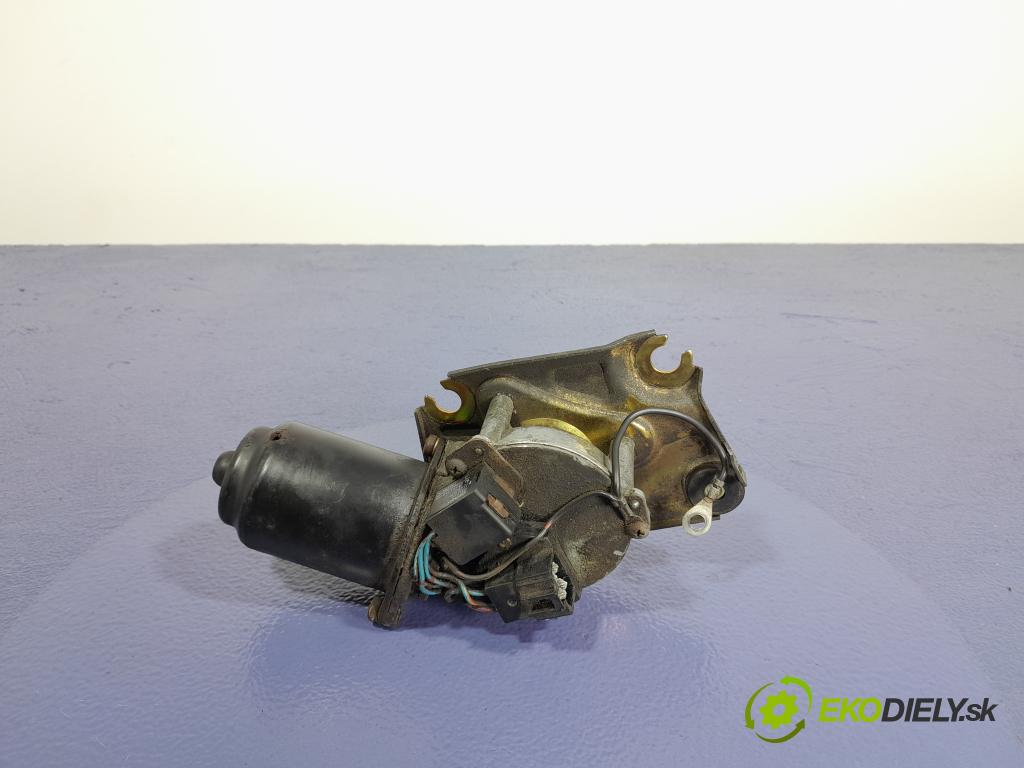 Suzuki Ignis 2003 mechanismus motorek Stěrače: před 01
