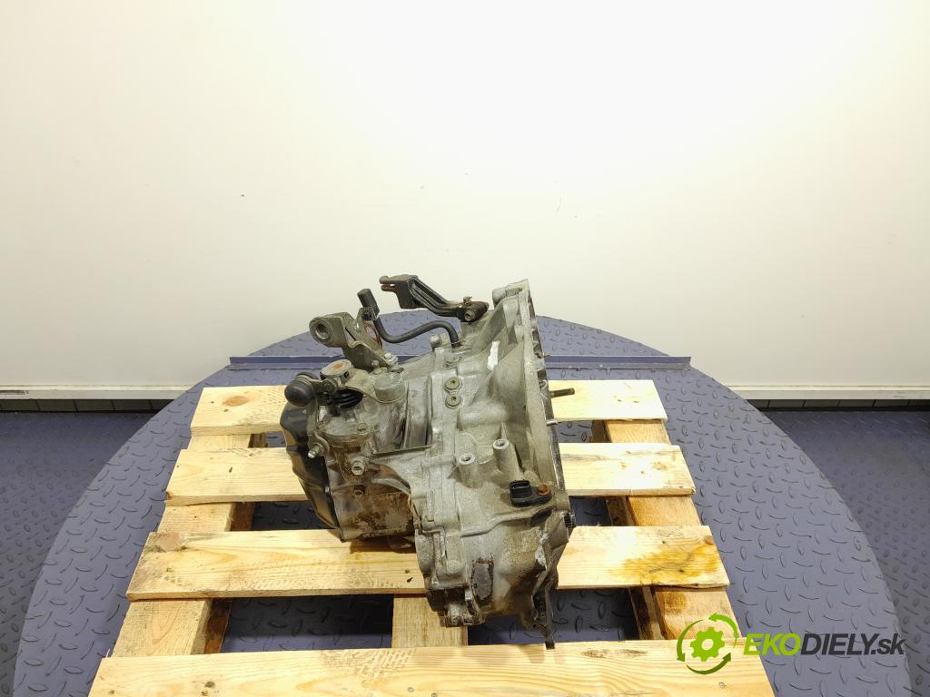 Suzuki Ignis 2003 prevodovka Manualna 01