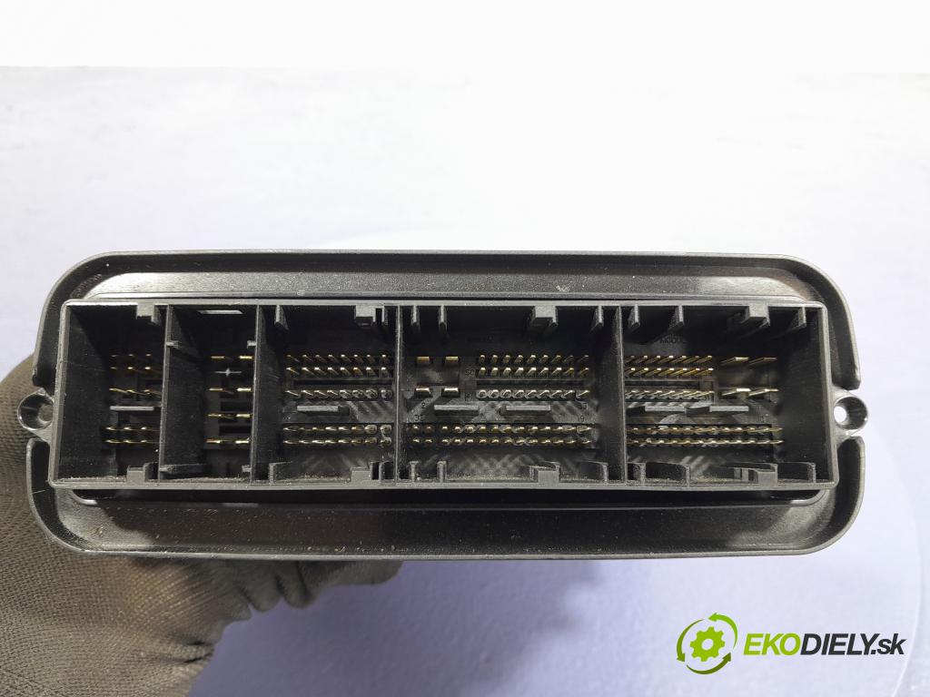 Bmw Seria 5 2012 riadiaca jednotka Motor: 8518636