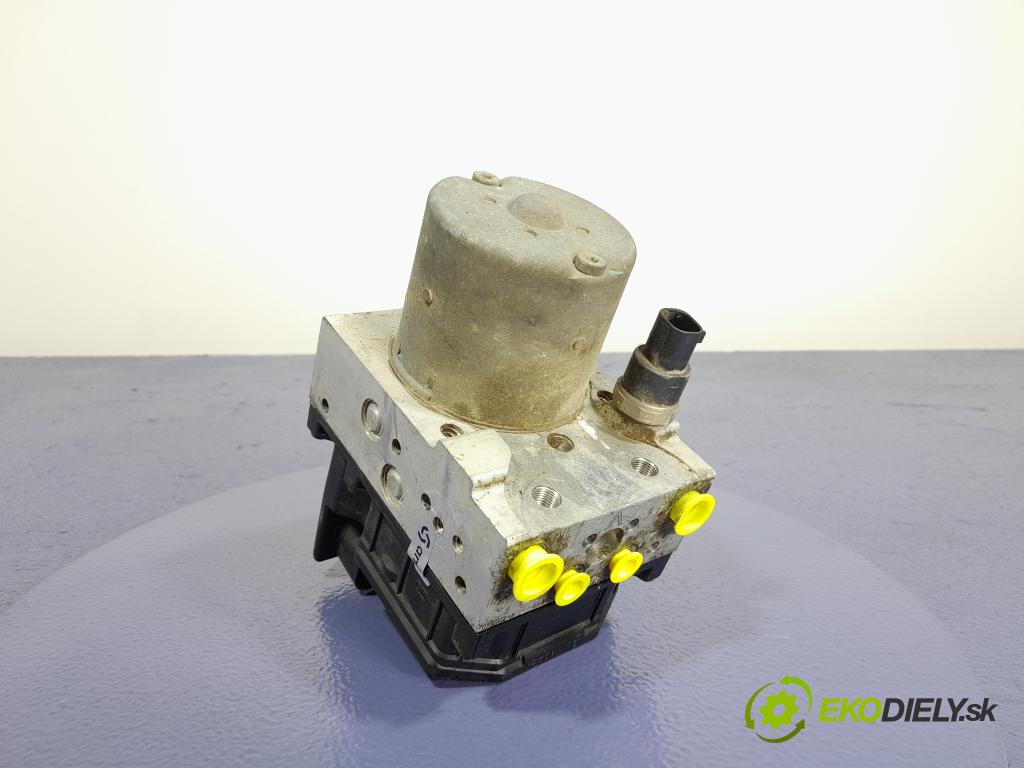 Toyota Avensis 2006 čerpadlo ABS x 44540-05040