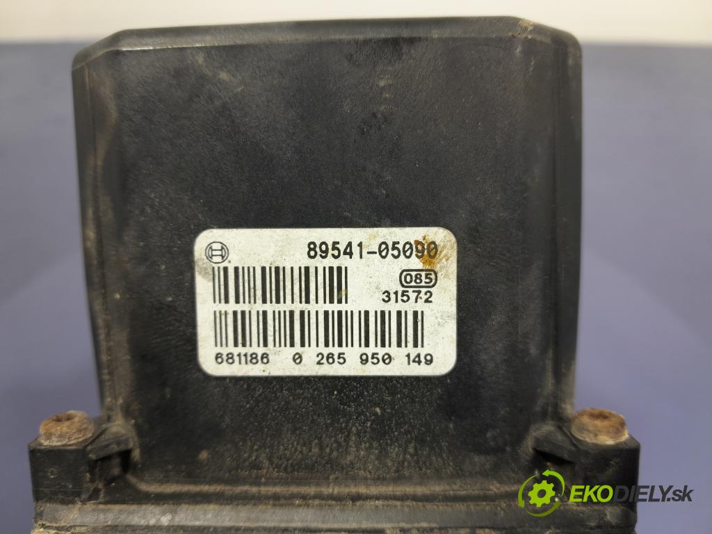 Toyota Avensis 2006 čerpadlo ABS x 44540-05040