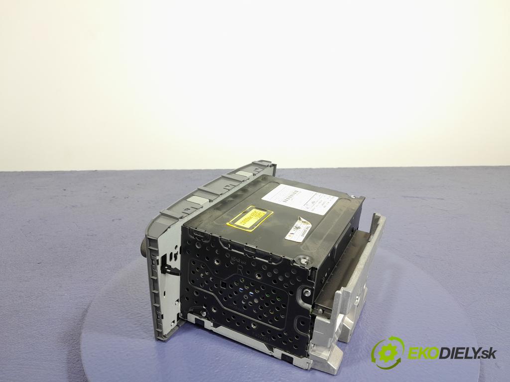 Toyota Avensis 2006 Radio I Navigácia: 86120-05081