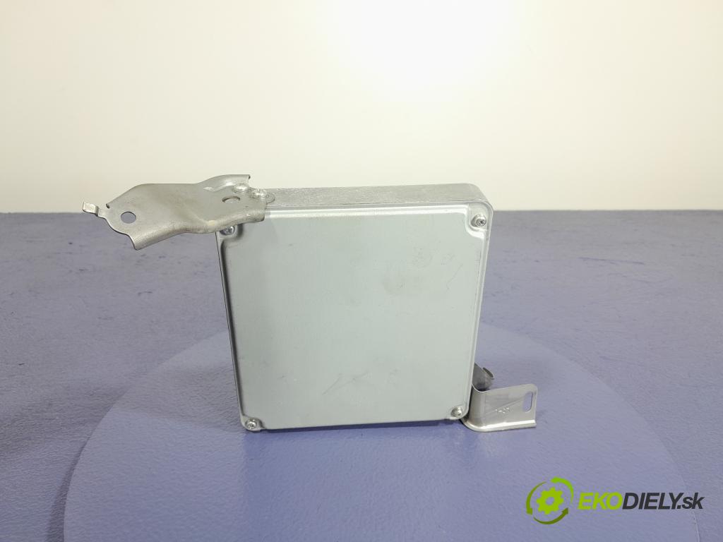 Toyota Avensis 2006 riadiaca jednotka Motor: 89661-05860