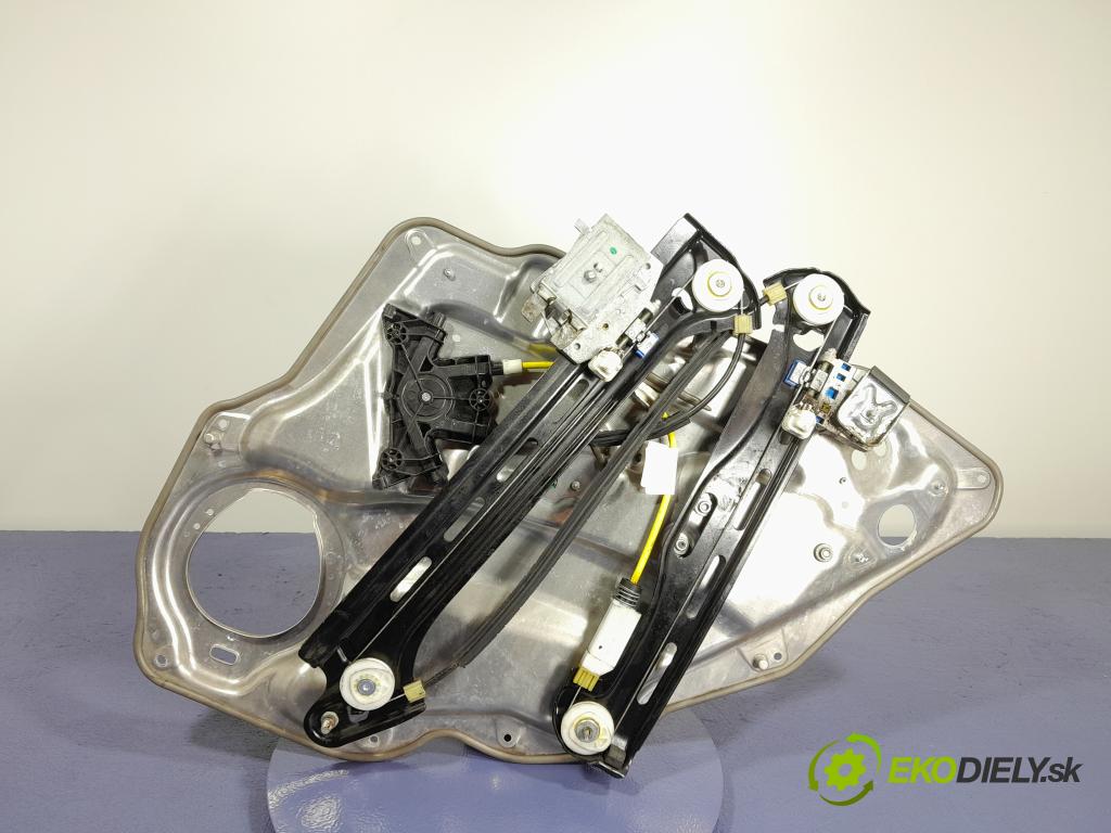Mercedes Cls 2016 mechanismus stahování Sklenka: Zad: Levý: 918237-102