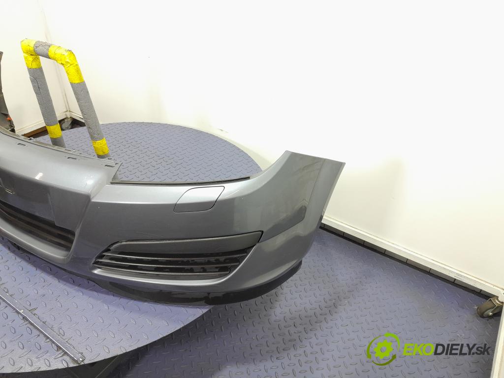 Opel Astra 2005 nárazník před 01