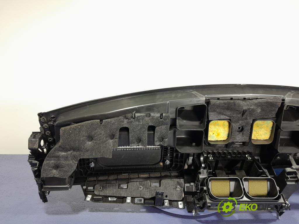 Mercedes Cls 2016 kokpit,pristrojová doska A2186802102
