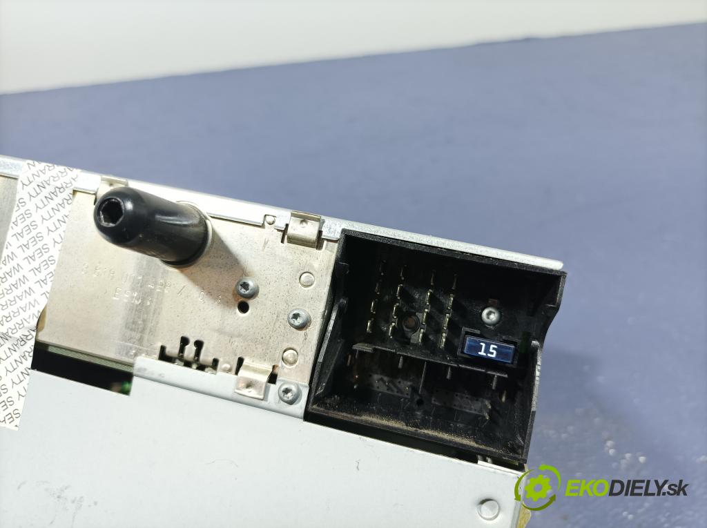 Opel Astra 2005 Radio I Navigácia: 13190856