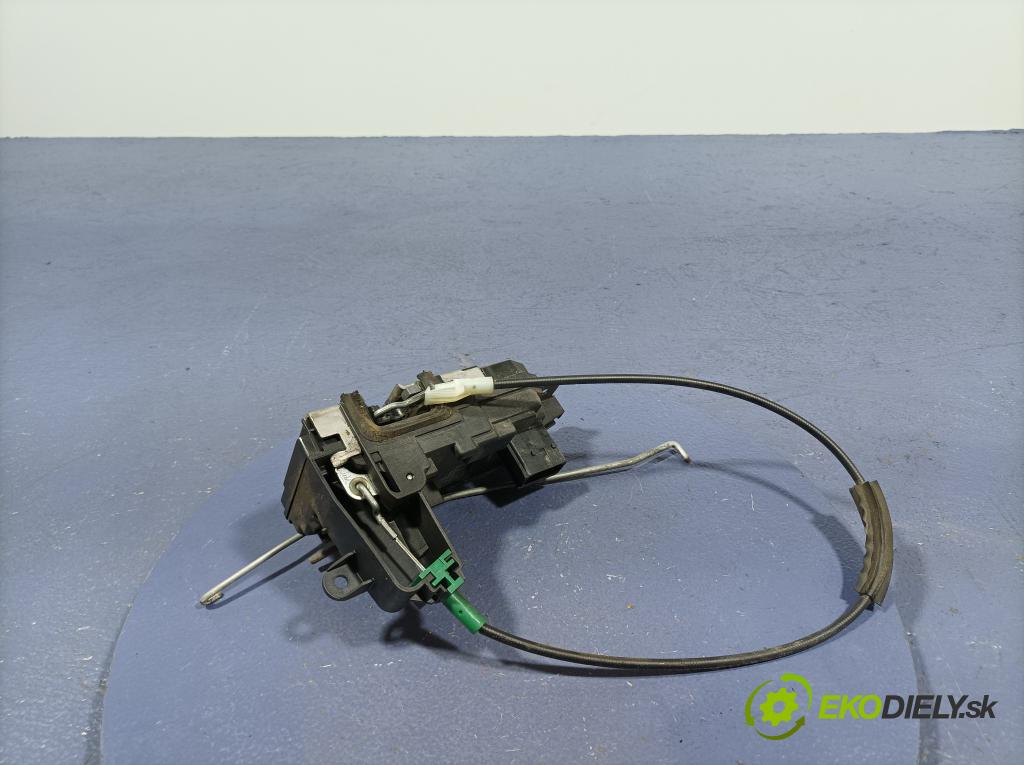 Opel Astra 2005 zámek dveře před Levý: 13218748