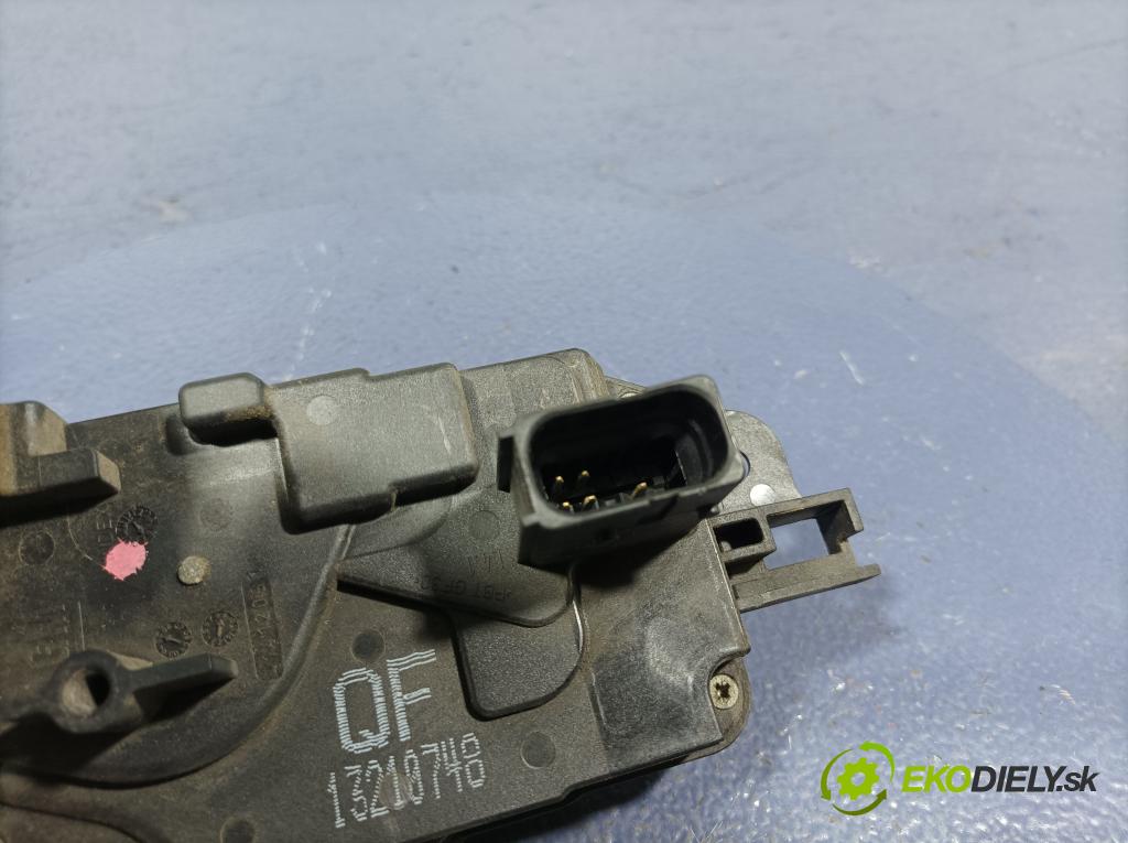 Opel Astra 2005 zámek dveře před Levý: 13218748