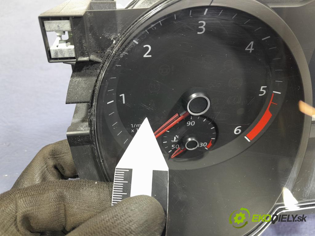Vw Passat 2015 prístrojovka/ budíky 3G0920751