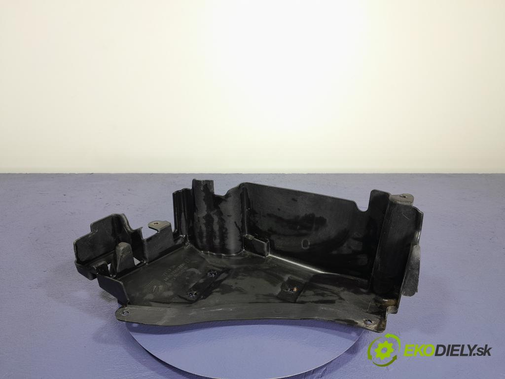 Mercedes Cls 2016 kryt Plast: podvozek: A2123280286