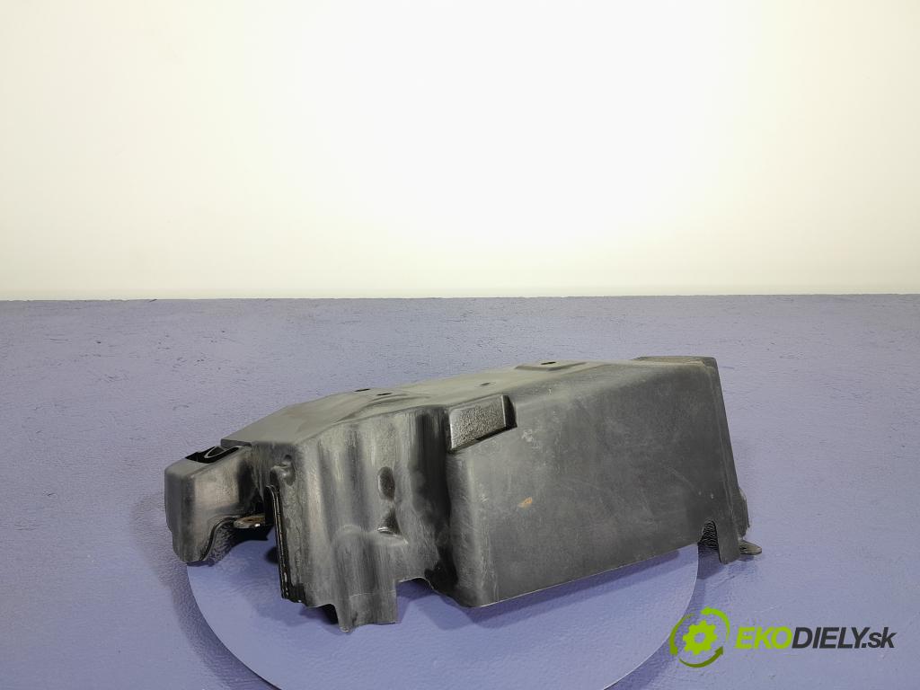 Mercedes Cls 2016 kryt Plast: podvozek: A2123280286