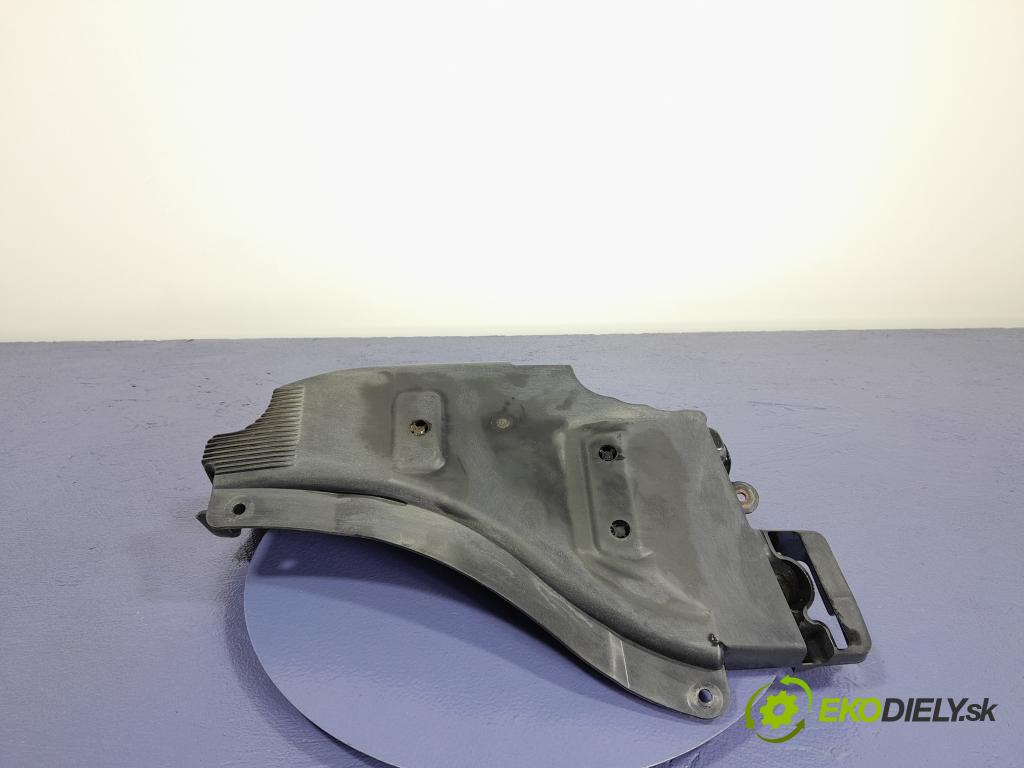 Mercedes Cls 2016 kryt Plast: podvozek: A2123280286