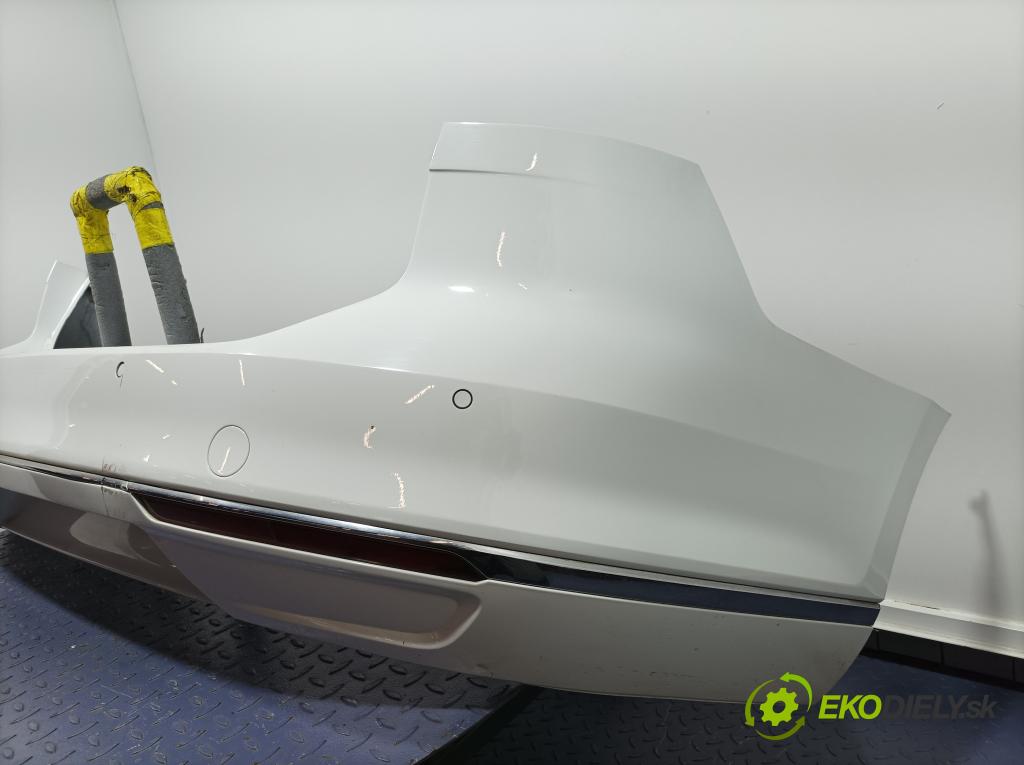Vw Passat 2015 nárazník Zad: 01