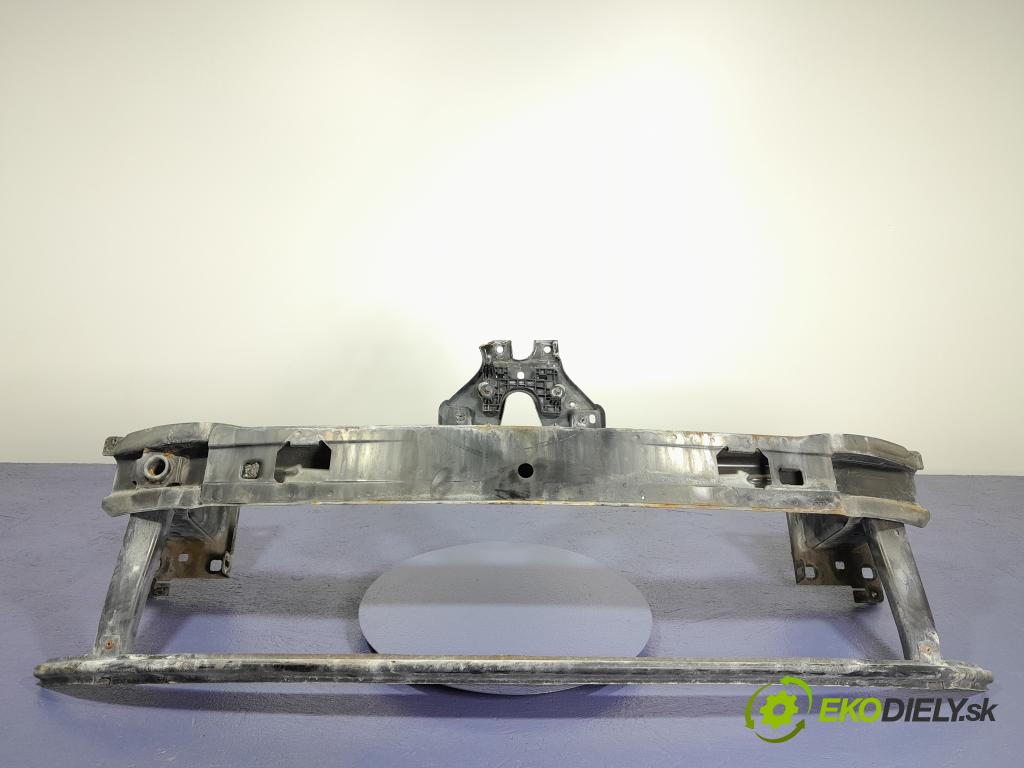 Vw Passat 2015 výztuha narazník před 3G0807611