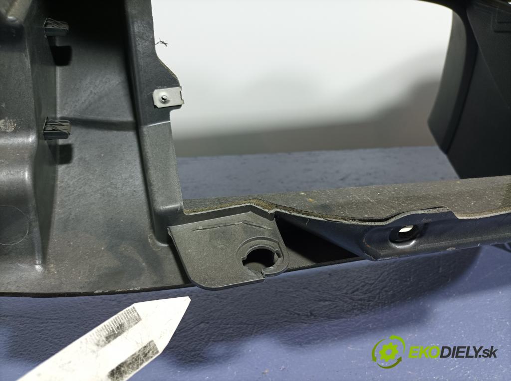 Ford Mondeo 2007 kokpit,pristrojová doska 01