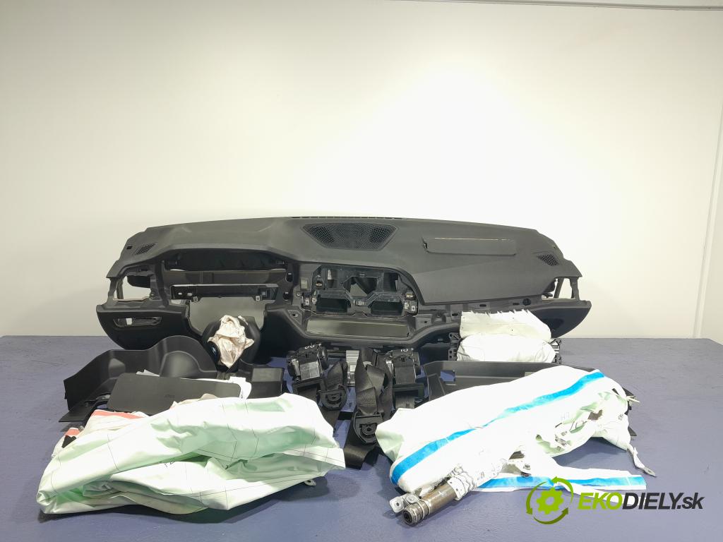 Bmw Seria 3 2019 kokpit,přistrojova deska 01