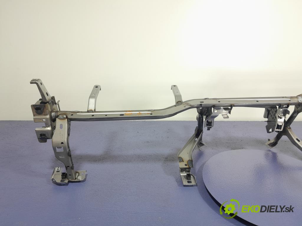 Bmw Seria 3 2019 kokpit,pristrojová doska 6804040