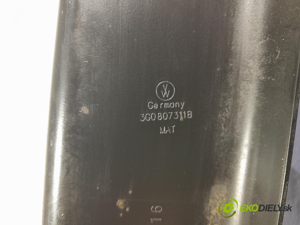 Vw Passat 2015 výztuha narazník Zad: 3G0807311B