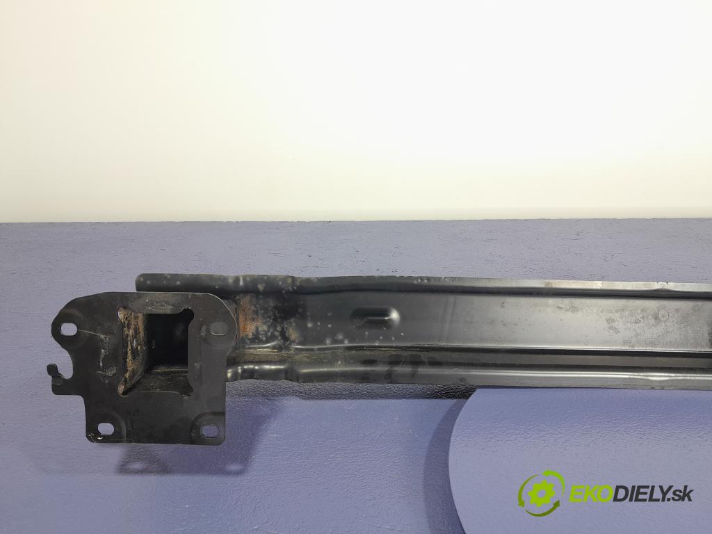 Vw Passat 2015 výztuha narazník Zad: 3G0807311B
