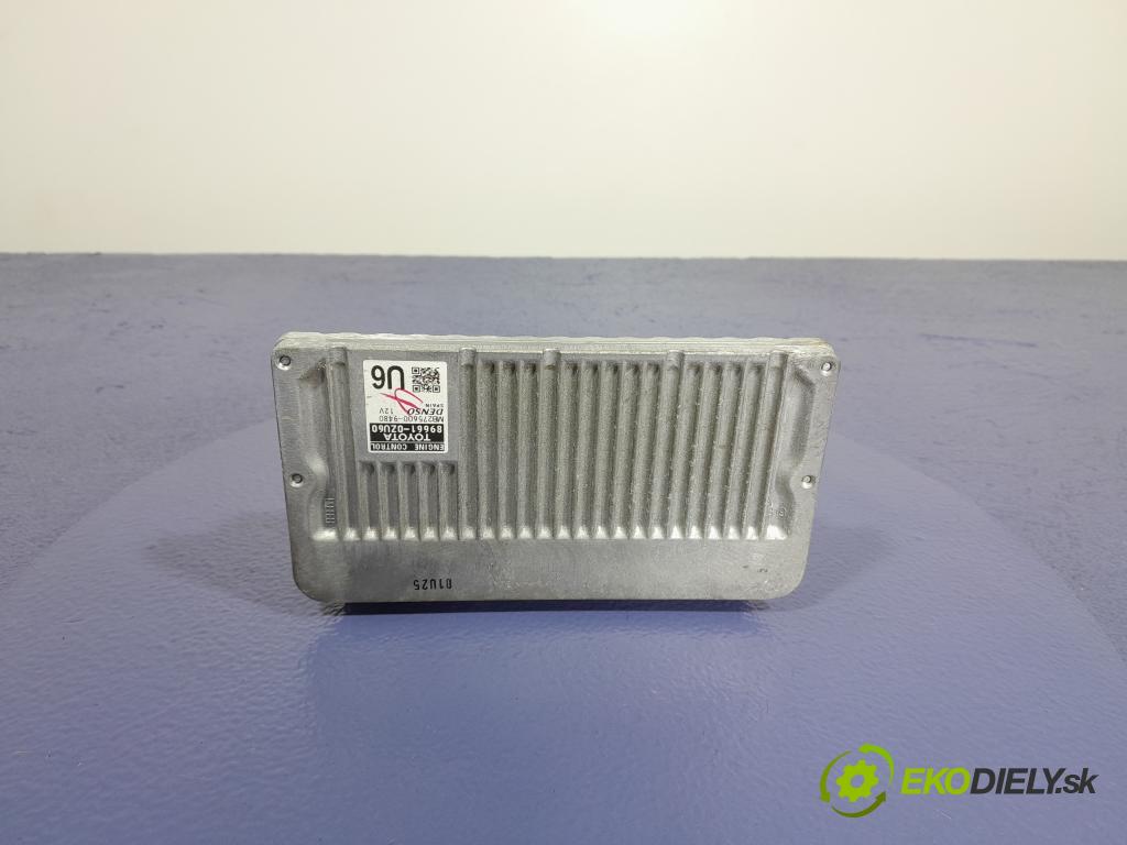 Toyota Auris 2017 riadiaca jednotka Motor: 89661-0ZU60