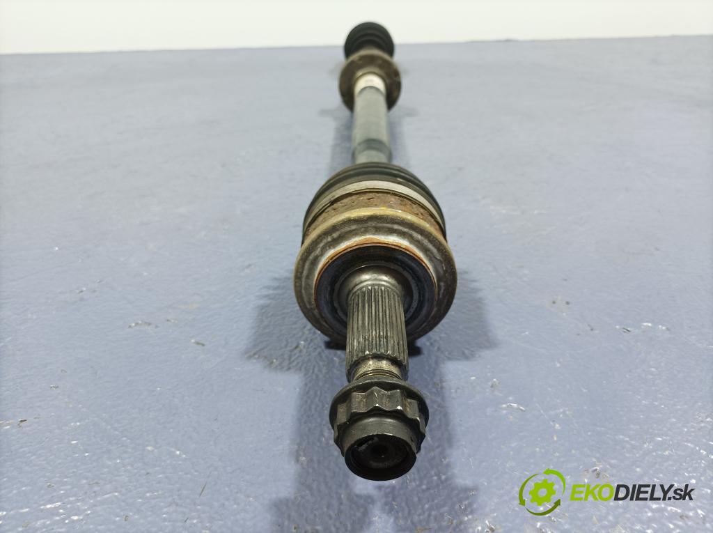 Toyota Auris 2017 poloos Prava: Predné 4341002850C