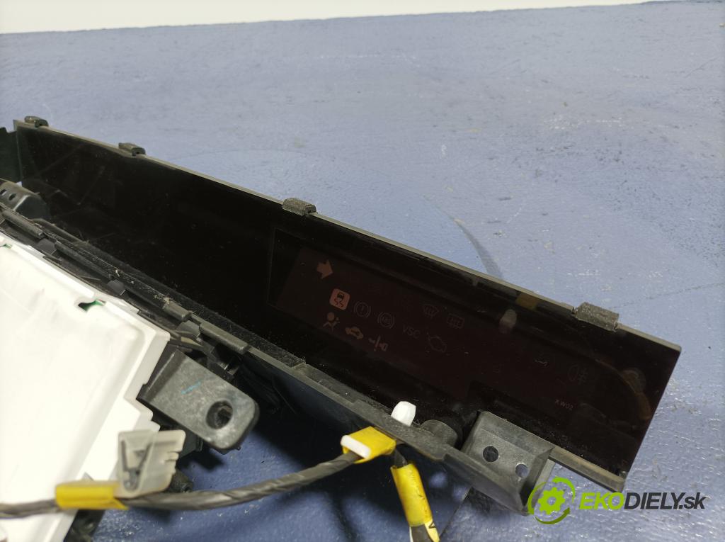 Toyota Prius 2007 prístrojovka/ budíky 769204-820
