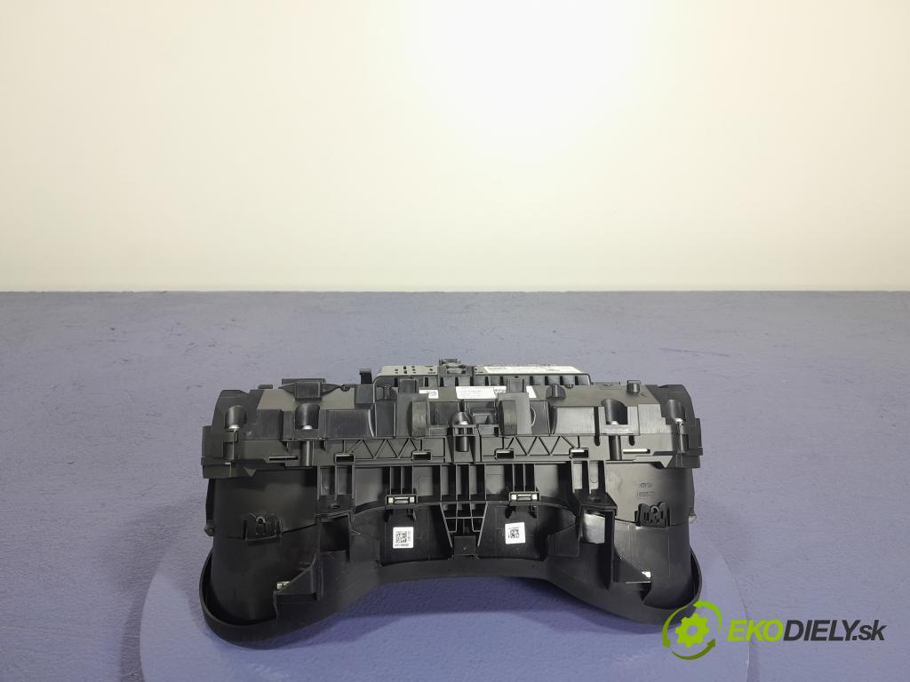 Skoda Octavia 2020 prístrojovka/ budíky 5E0920790A