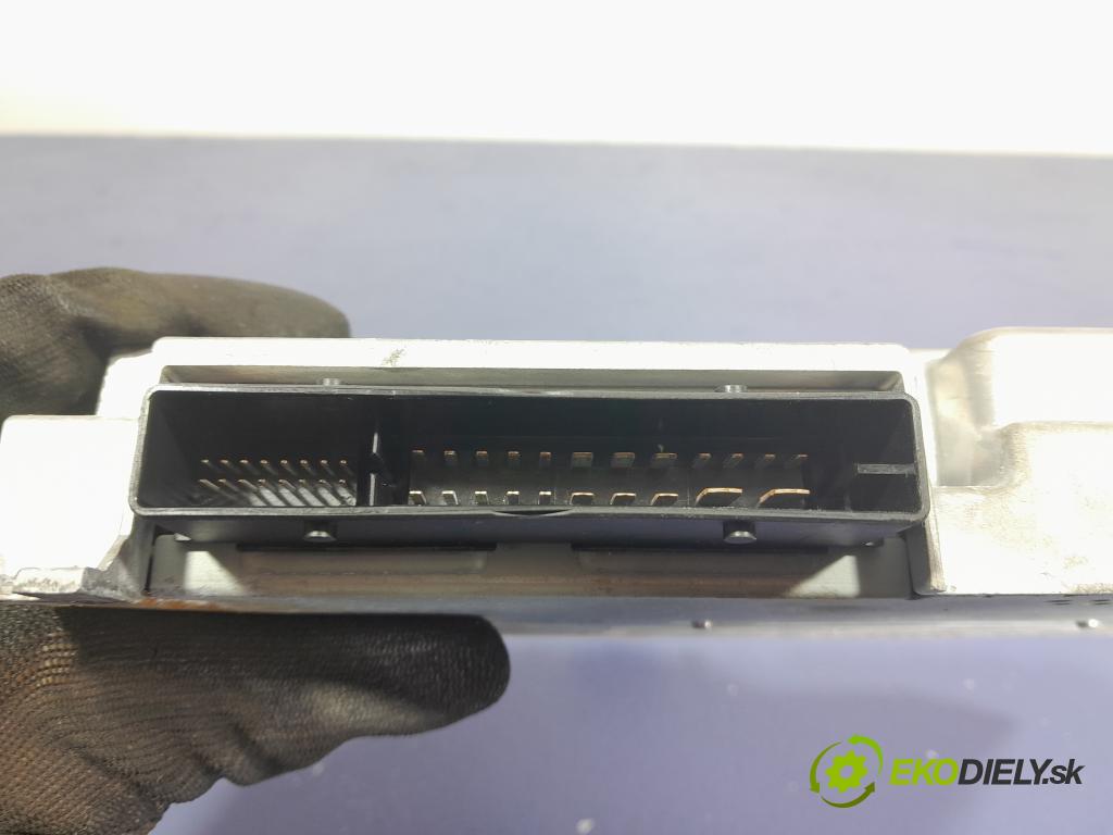 Skoda Octavia 2020 Zesilovač: Rádio: Navigacia: 81A035223