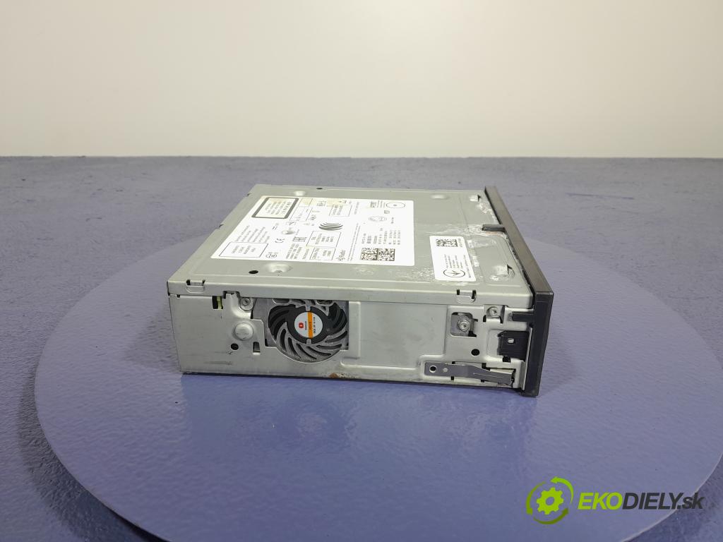 Skoda Octavia 2020 Radio I Navigácia: 565035874