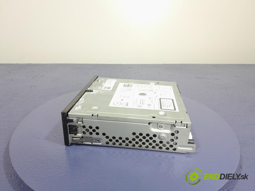Skoda Octavia 2020 Radio I Navigácia: 565035874