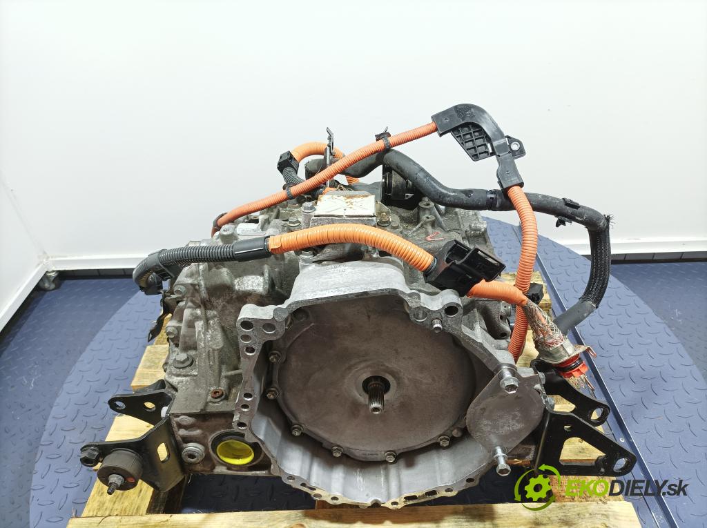 Toyota Auris 2017 prevodovka automatická P8710216