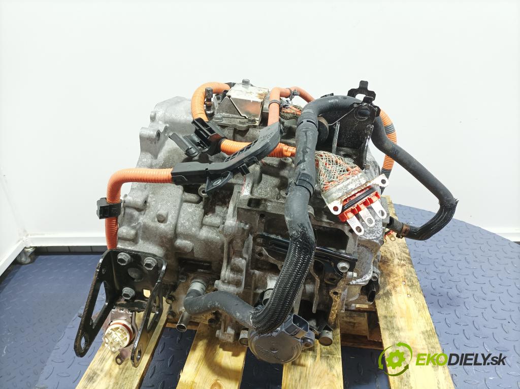 Toyota Auris 2017 prevodovka automatická P8710216