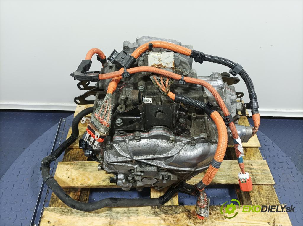 Toyota Auris 2017 prevodovka automatická P8710216