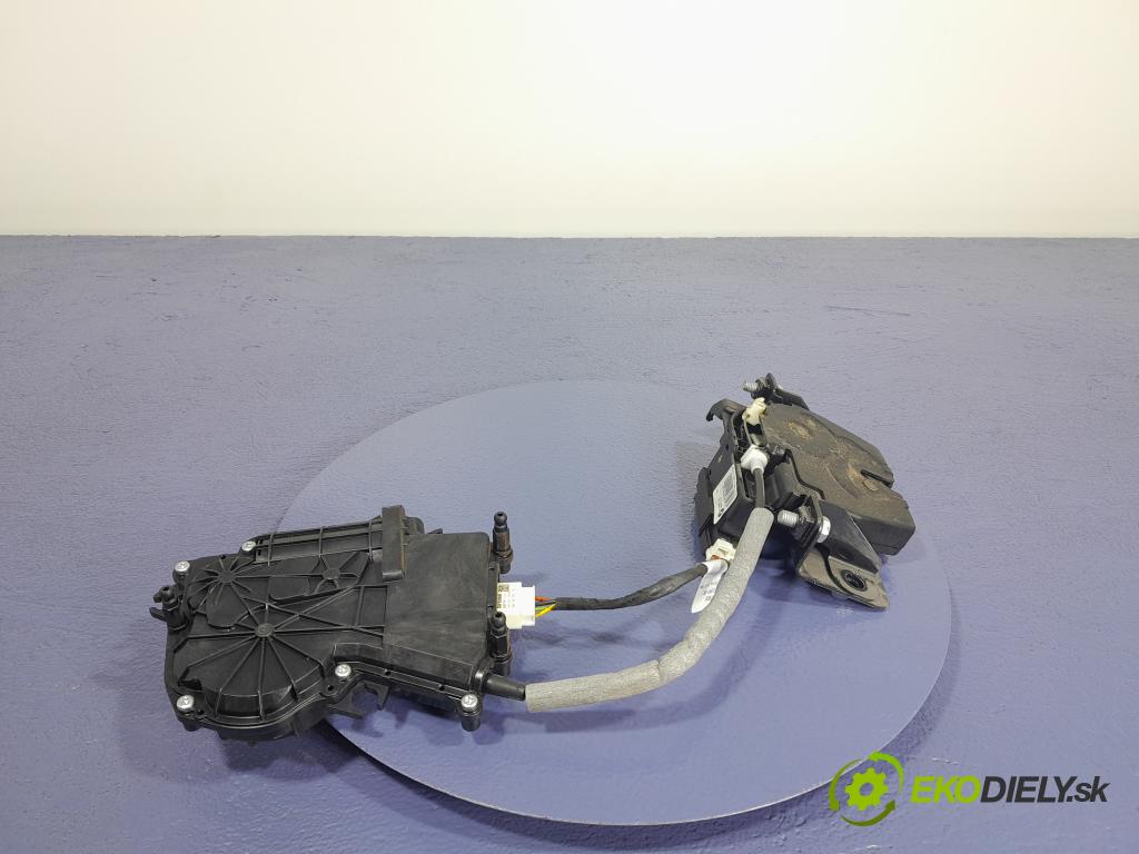 Bmw Seria 5 2010 zámek Klapky: kufr 4878781