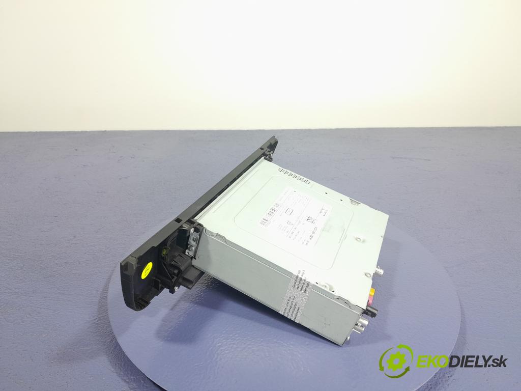 Audi A7 2013 Radio I Navigácia: 4G0035192H