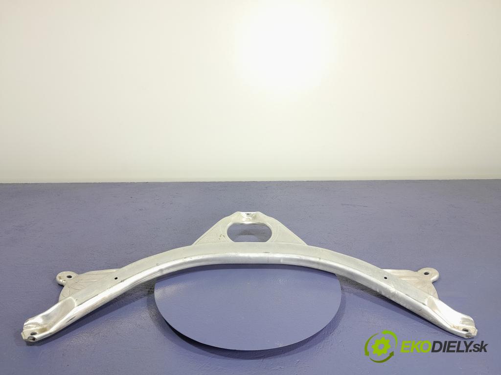 Audi A7 2013 výztuha Čelní / stěna Přední 4G0805645C