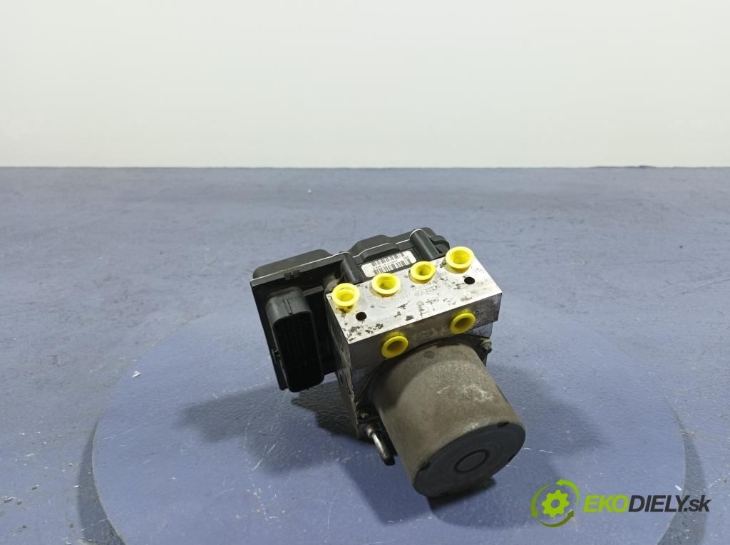 Audi A6 2007 čerpadlo ABS x 4F0614517T