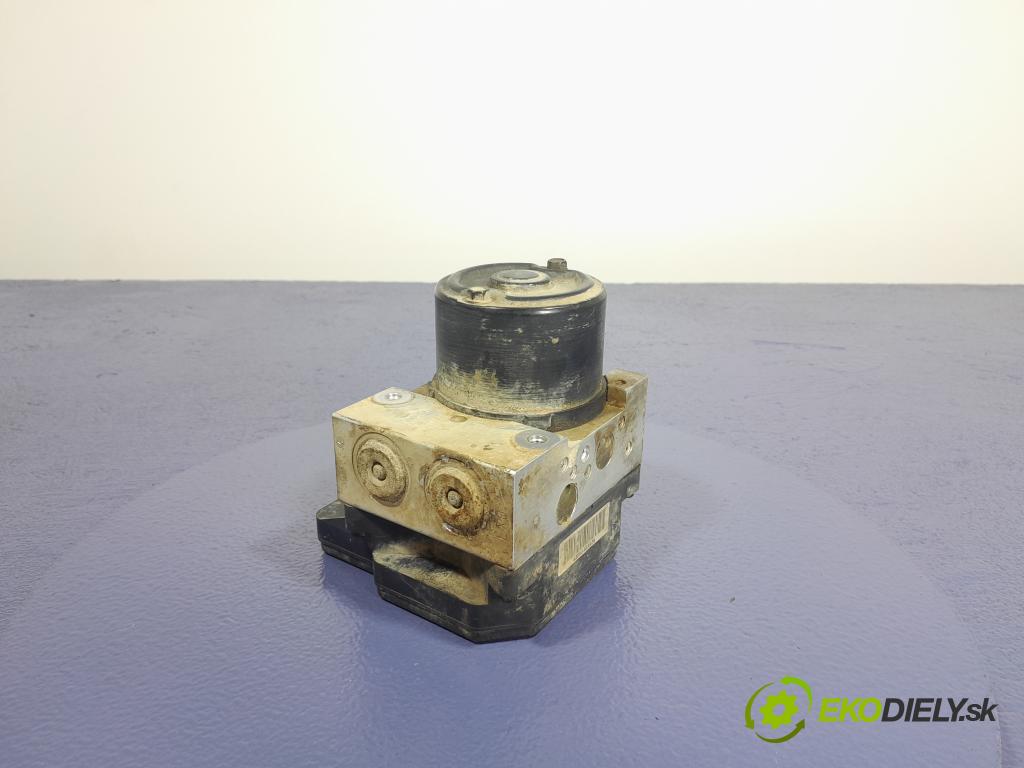 Hyundai Santa Fe 2005 čerpadlo ABS x 58900-26560