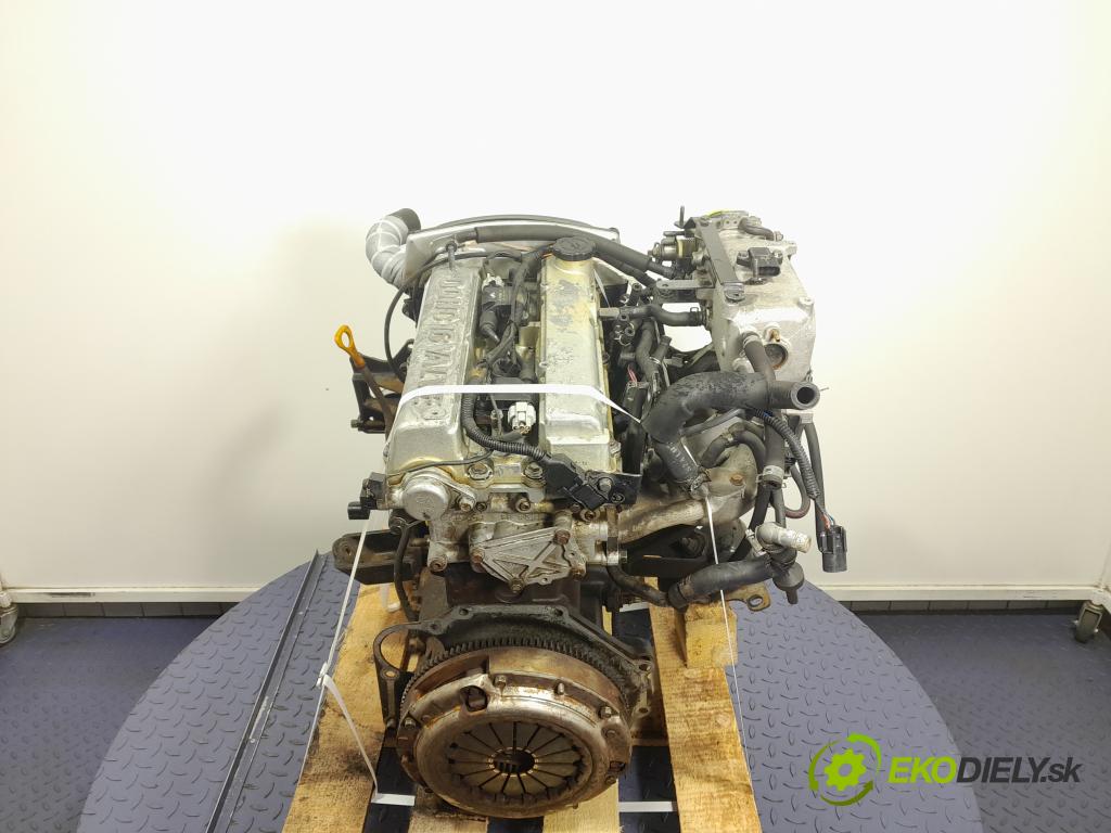 Kia Sorento 2004 motor Benzín: G4JS