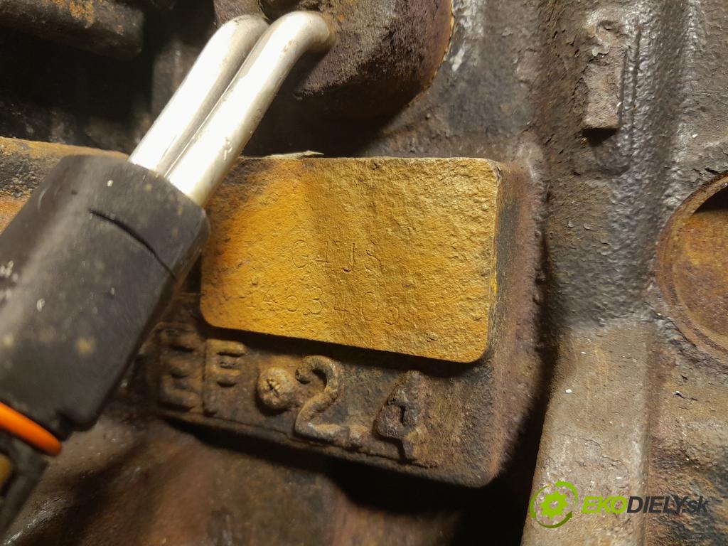 Kia Sorento 2004 motor Benzín: G4JS