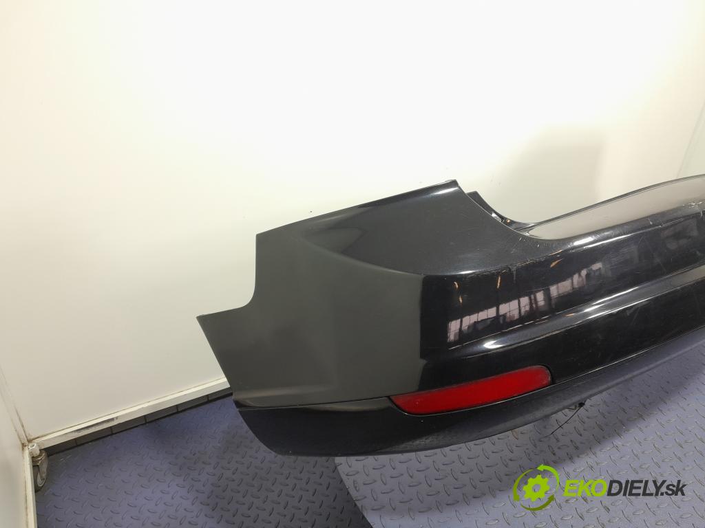 Volvo S40/V40 2011 nárazník Zad: 01