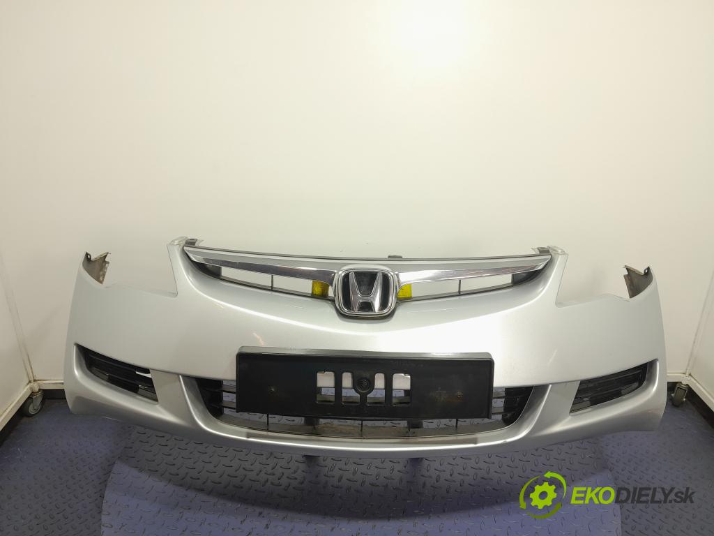 Honda Civic 2006 nárazník před 01