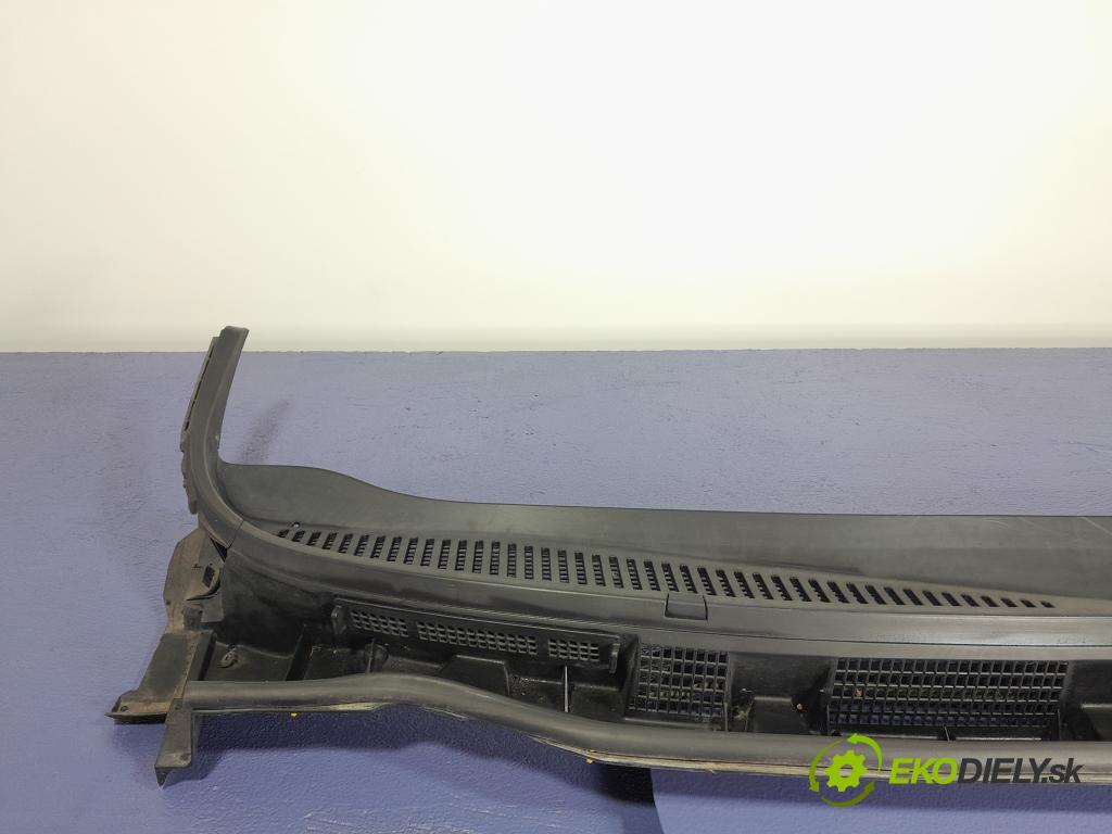 Nissan Note 2007 torpédo 668629U100