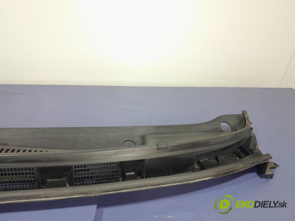 Nissan Note 2007 torpédo 668629U100