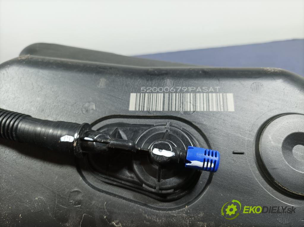 Vw Passat 2017 Nádrž: AdBlue: 3Q0131877C
