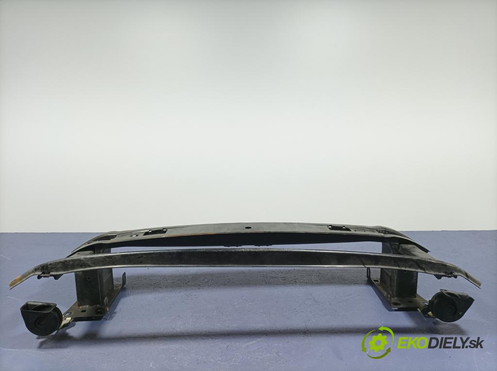 Vw Passat 2017 výztuha narazník před 3G0807611